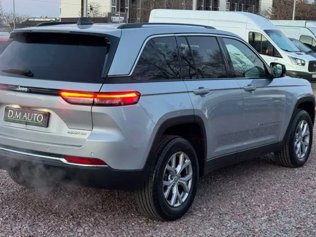 Jeep Grand Cherokee - фото 5