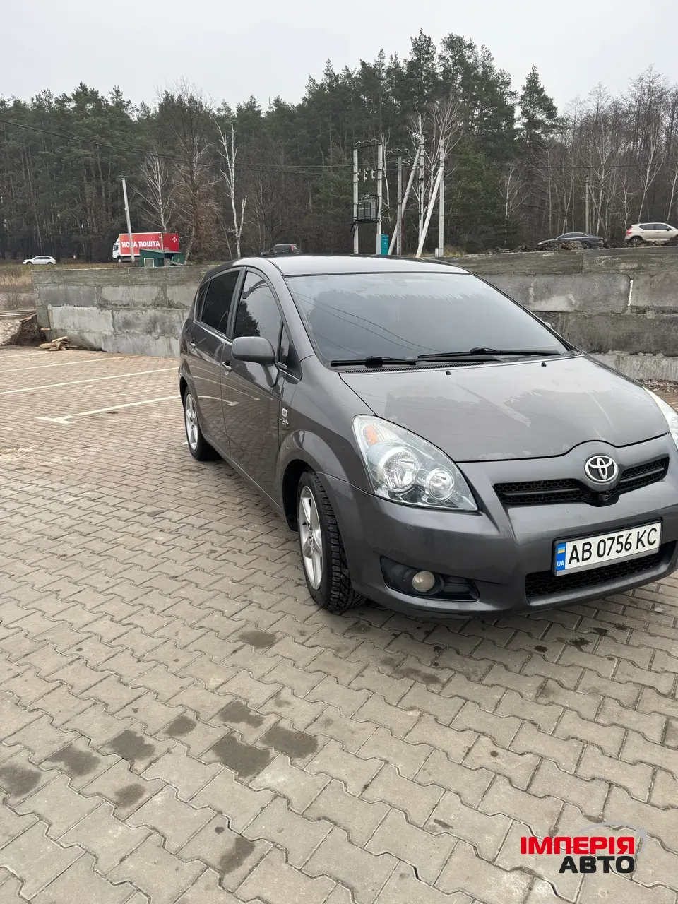 Toyota Corolla Verso - фото 10