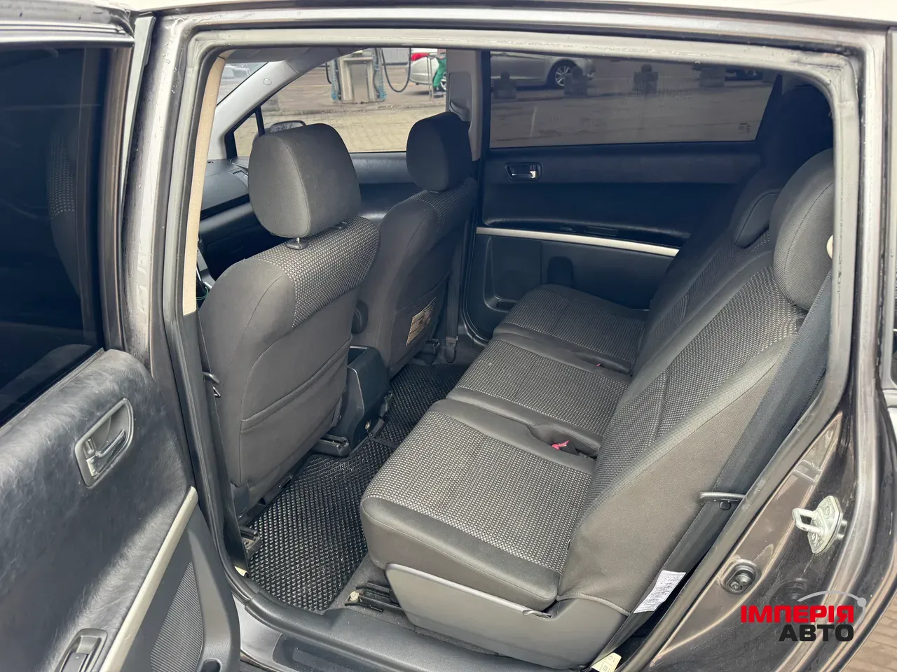 Toyota Corolla Verso - фото 24