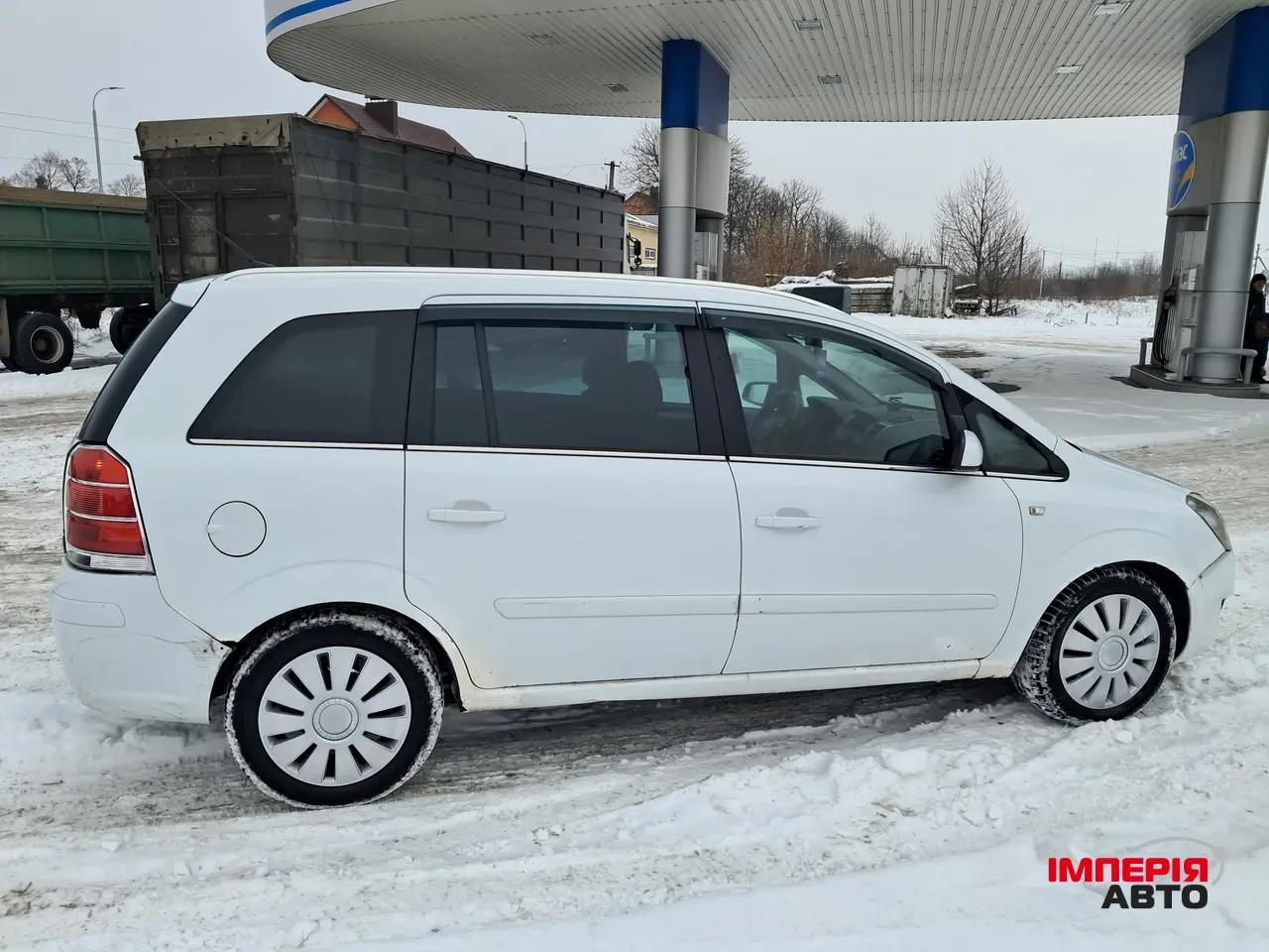 Opel Zafira - фото 6