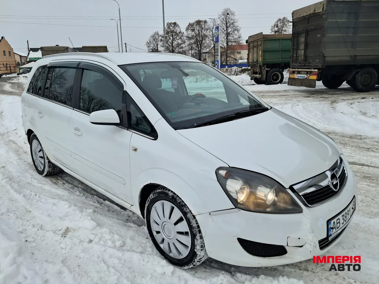 Opel Zafira - фото 1