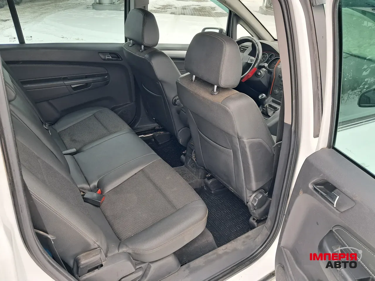 Opel Zafira - фото 10