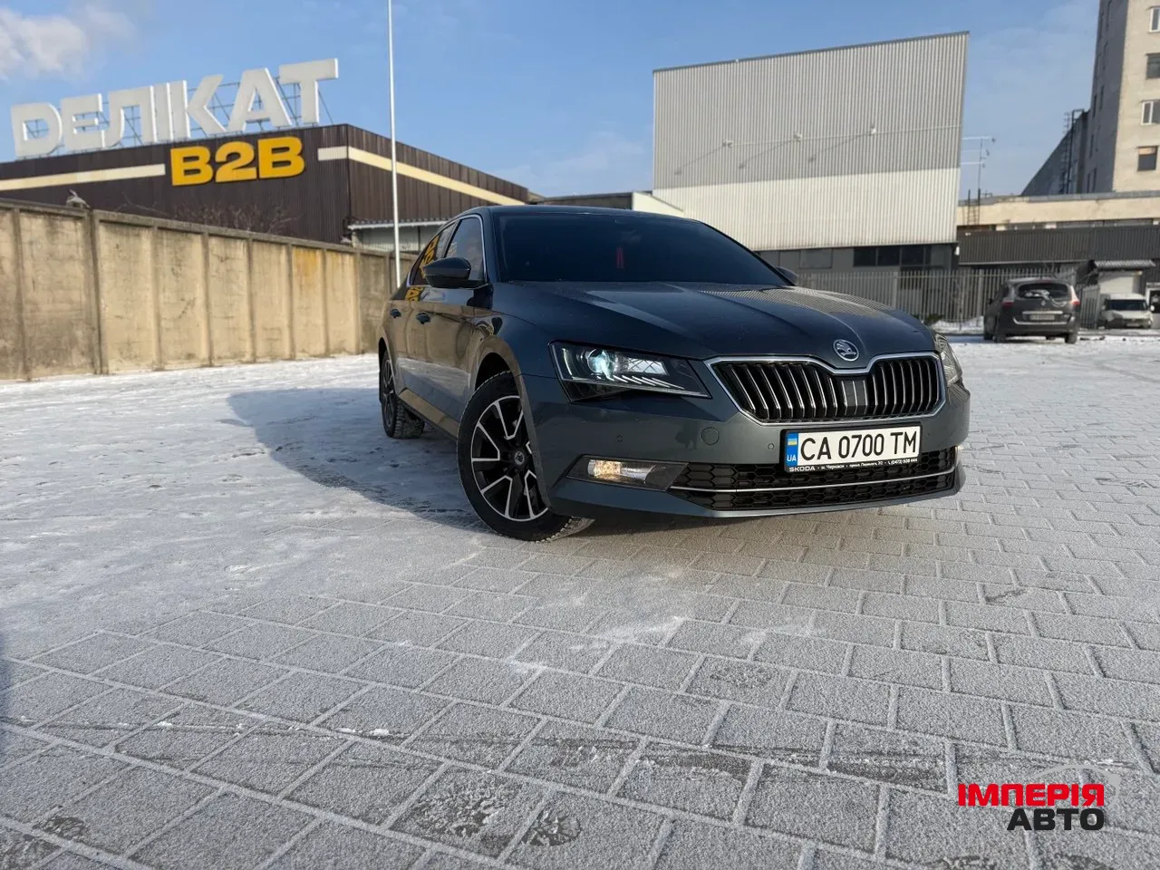 Skoda Superb - фото 1