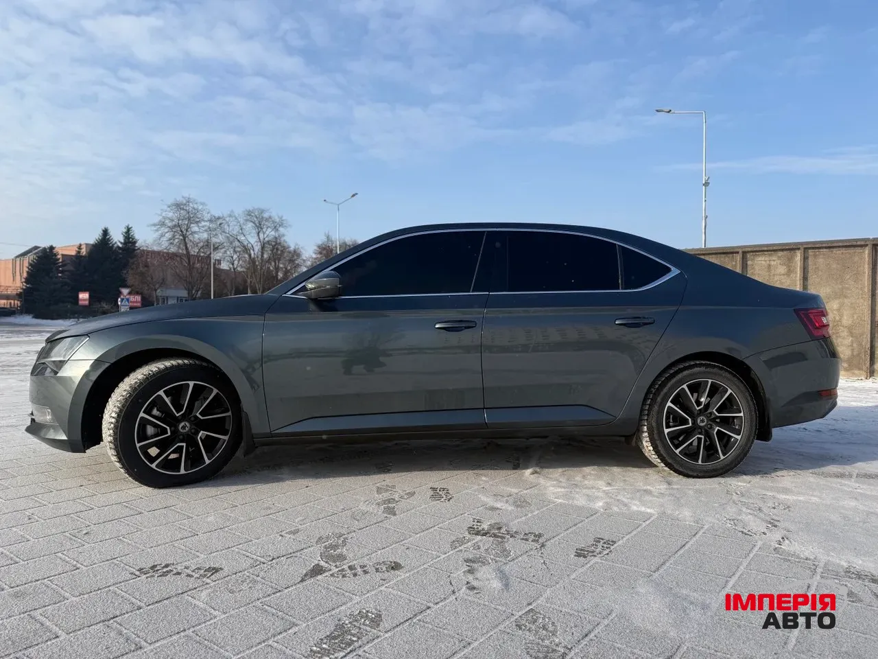 Skoda Superb - фото 6