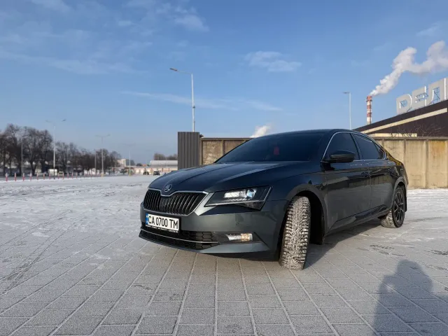 Skoda Superb - фото 4