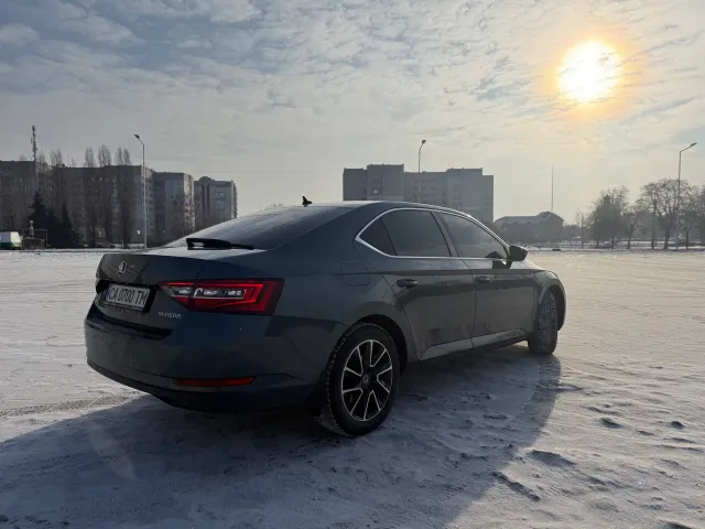 Skoda Superb - фото 3
