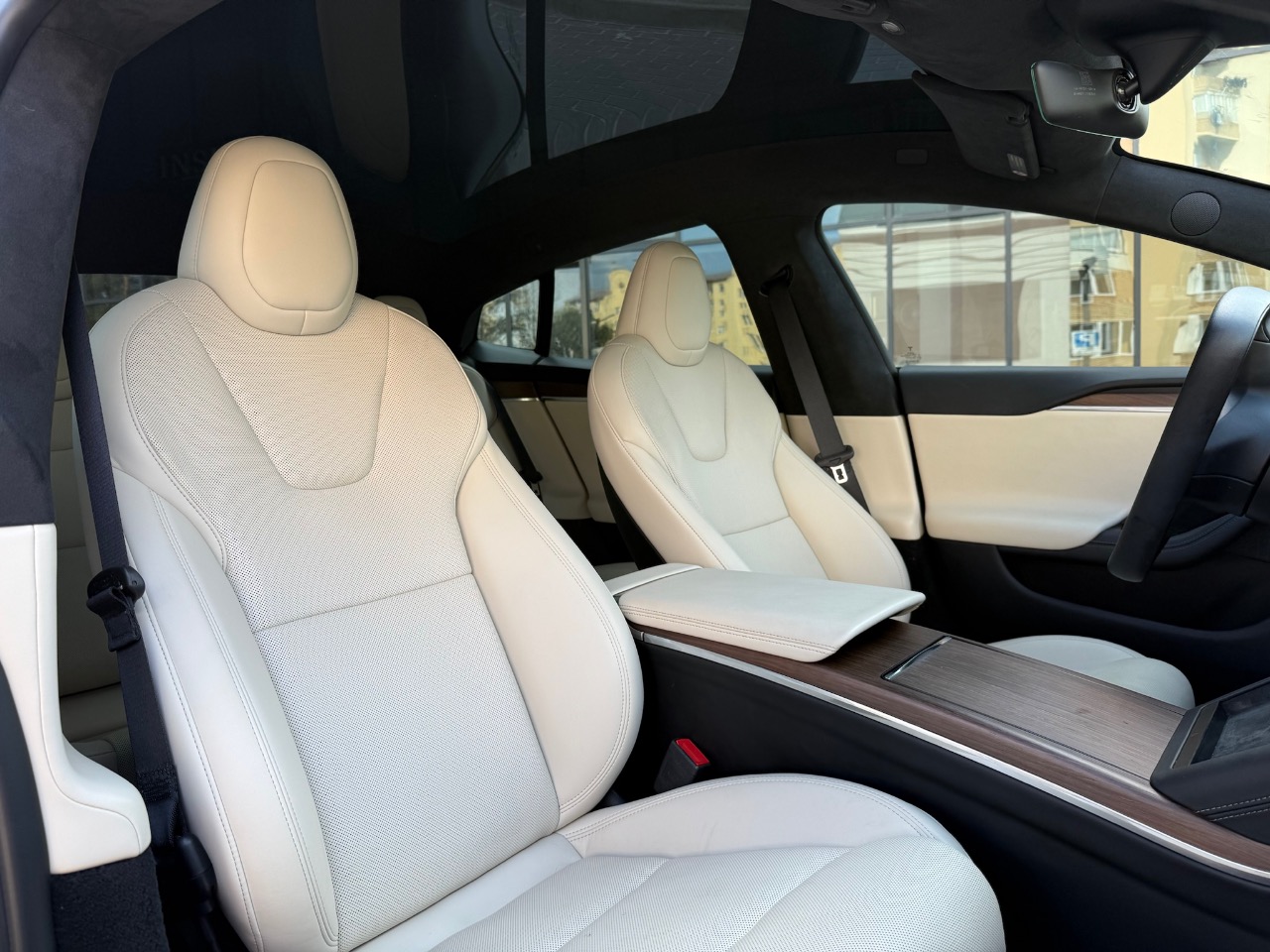 Tesla Model S - фото 3