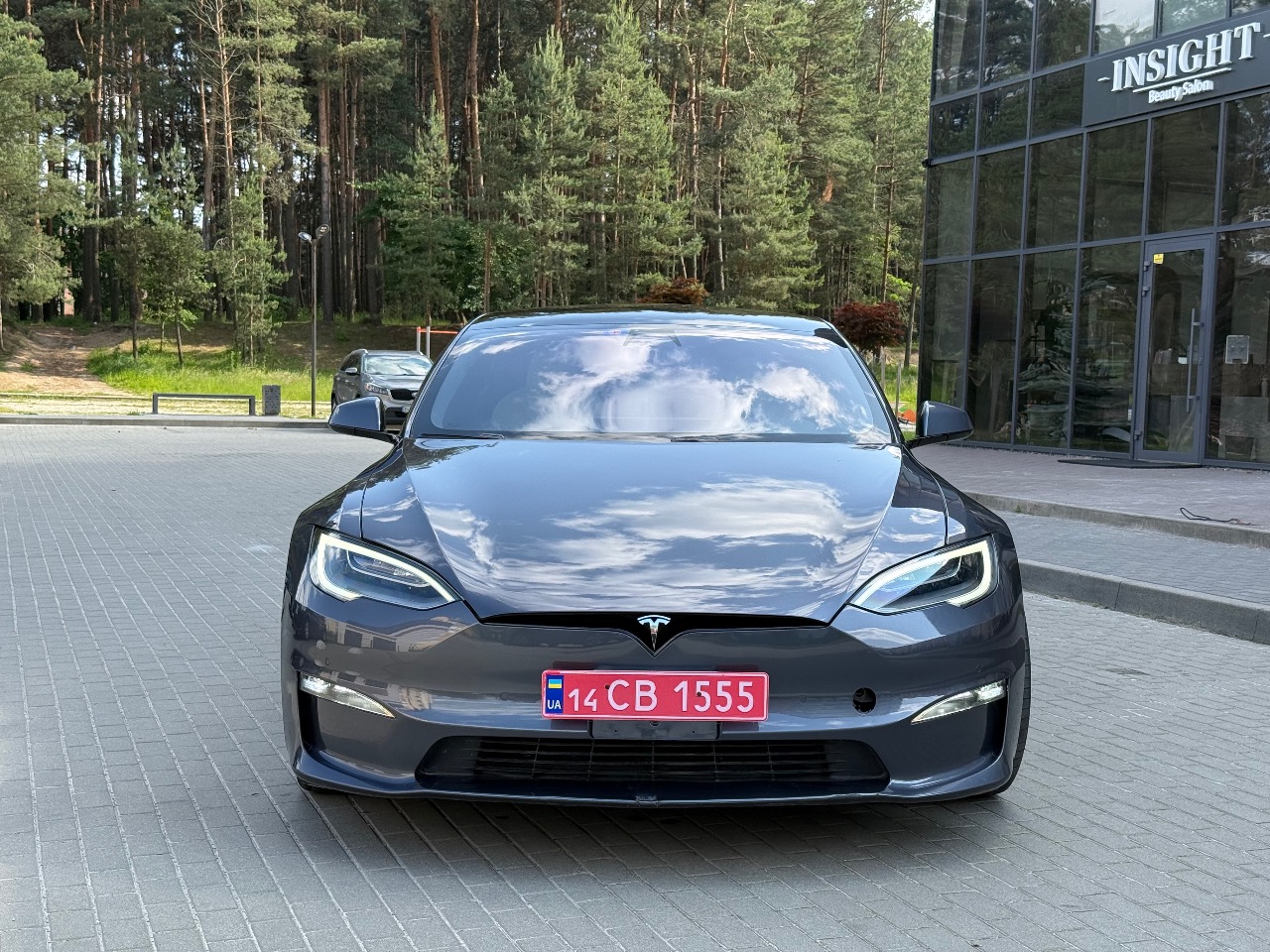 Tesla Model S - фото 8