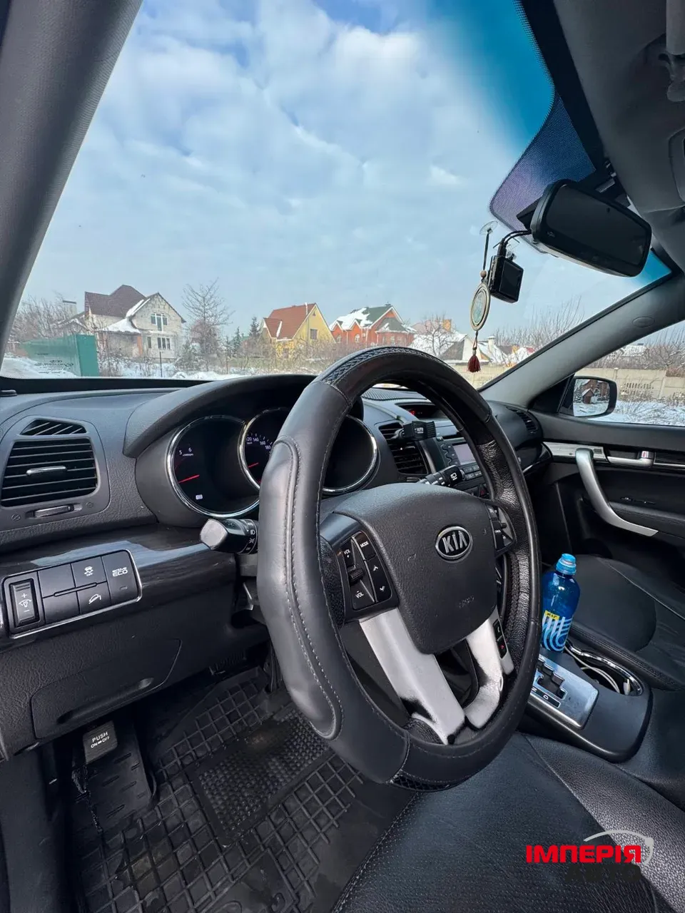 Kia Sorento - фото 7