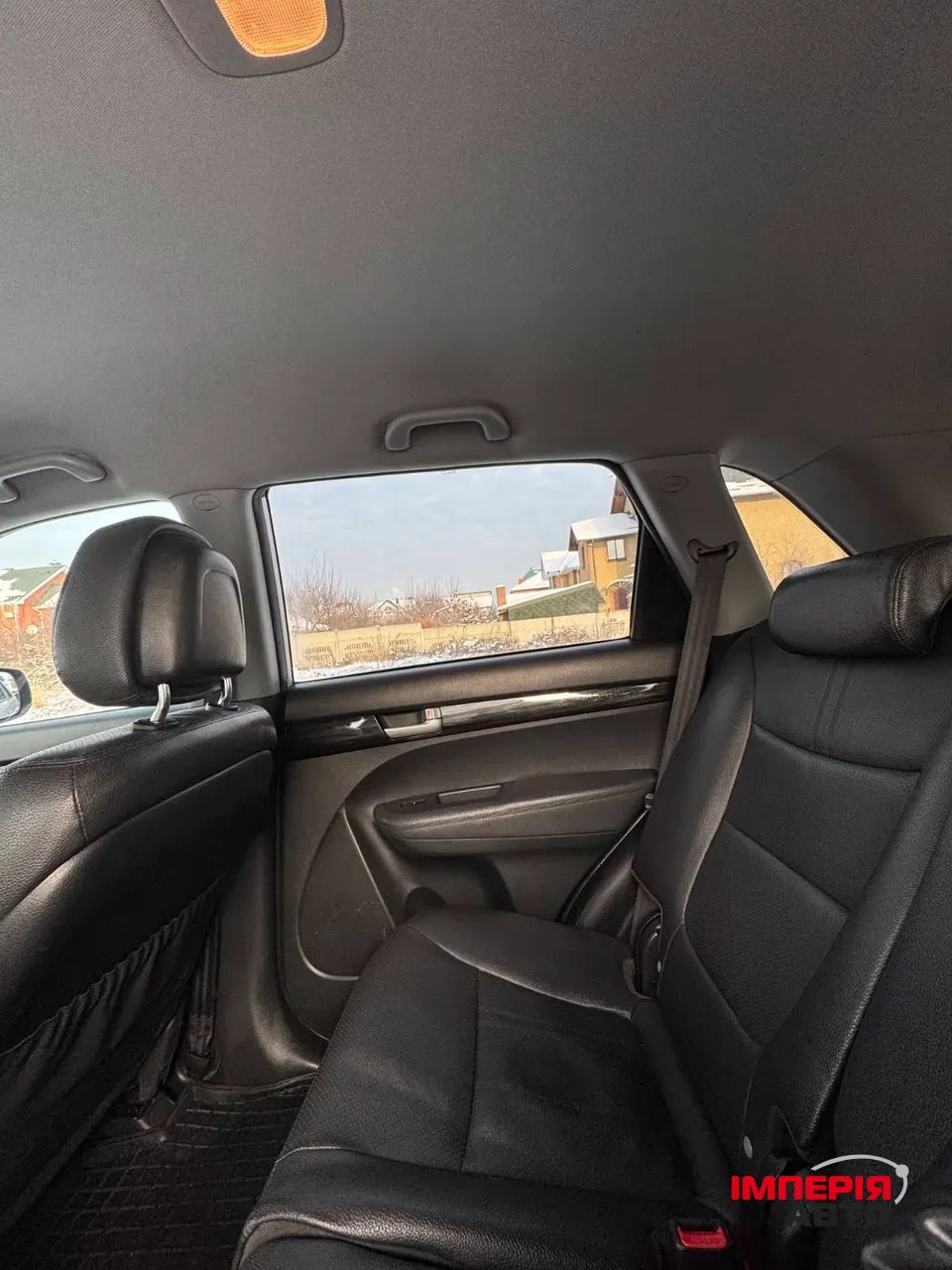 Kia Sorento - фото 10