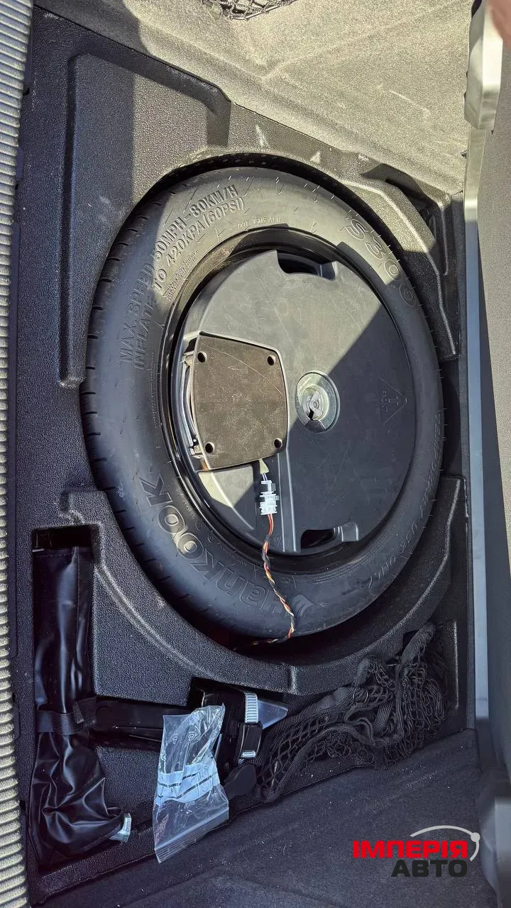 Audi Q3 - фото 32