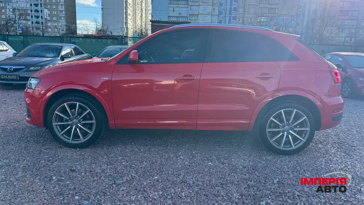 Audi Q3 - фото 8