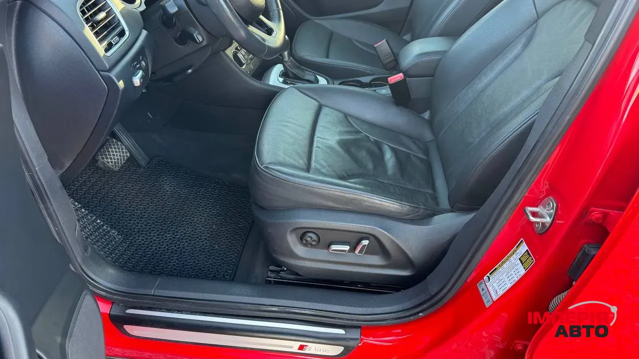 Audi Q3 - фото 14