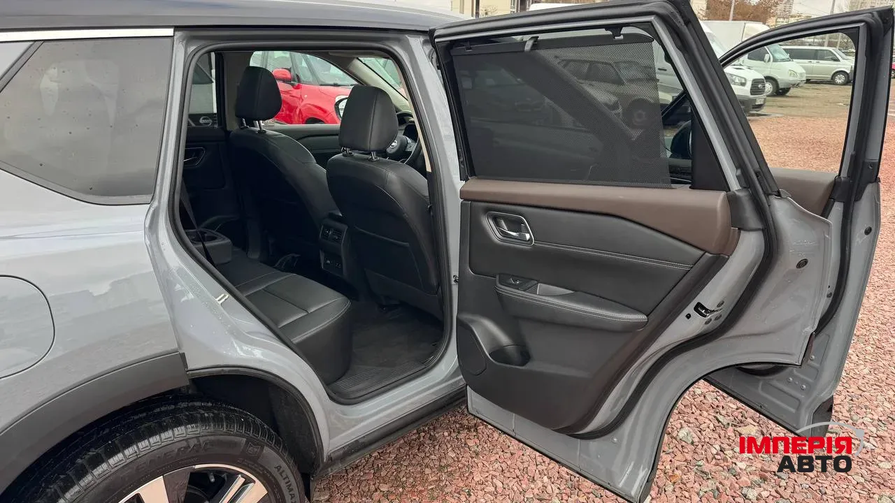 Nissan Rogue - фото 40