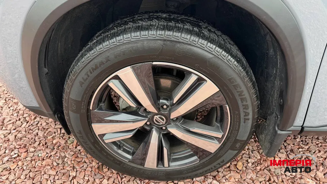 Nissan Rogue - фото 13