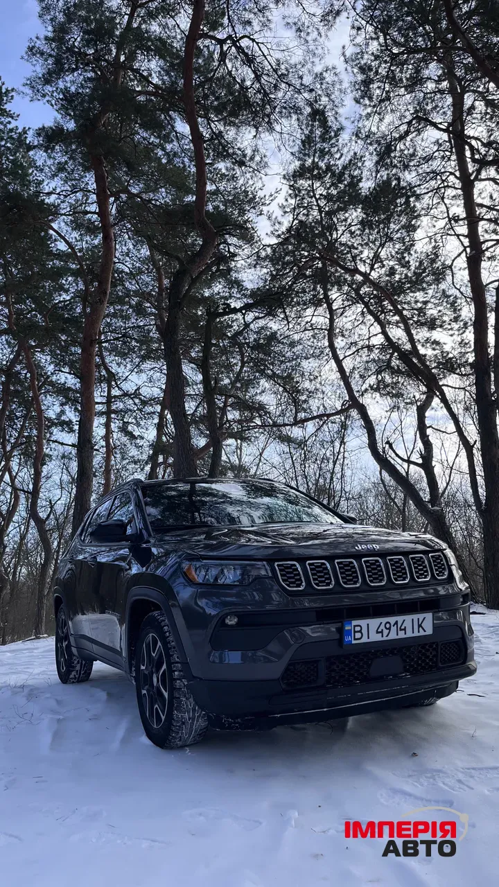 Jeep Compass - фото 1