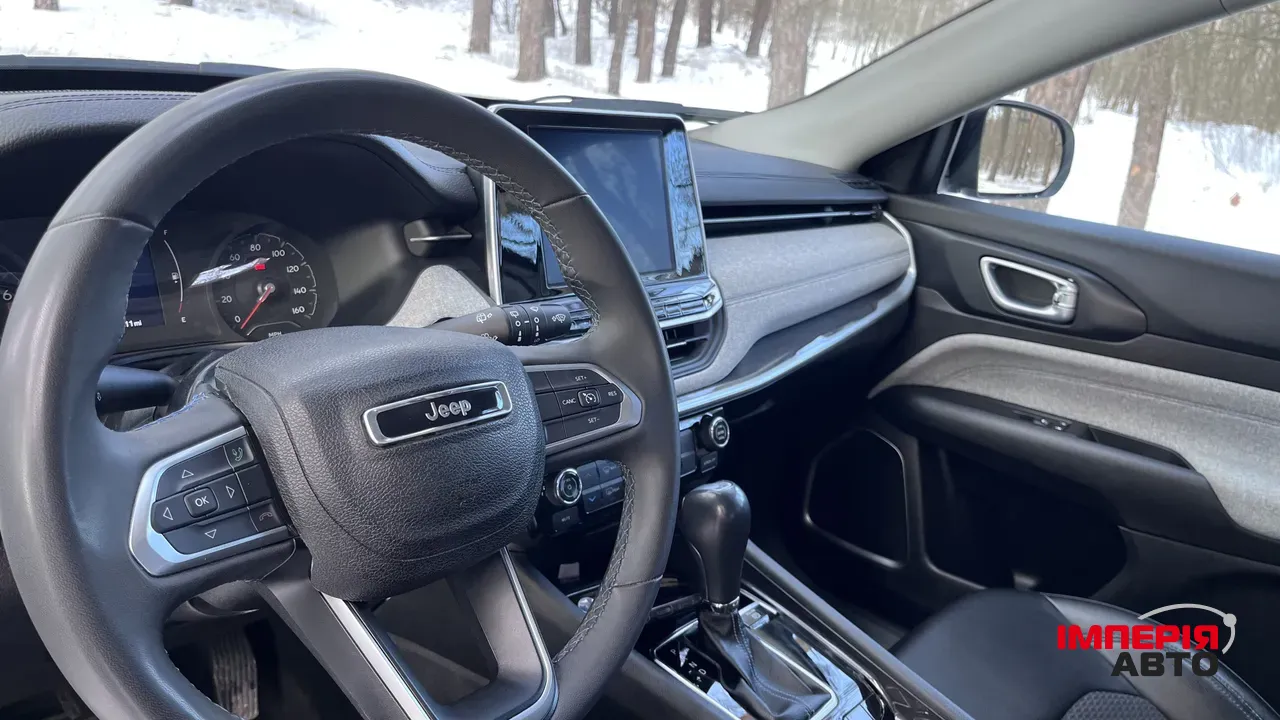 Jeep Compass - фото 12