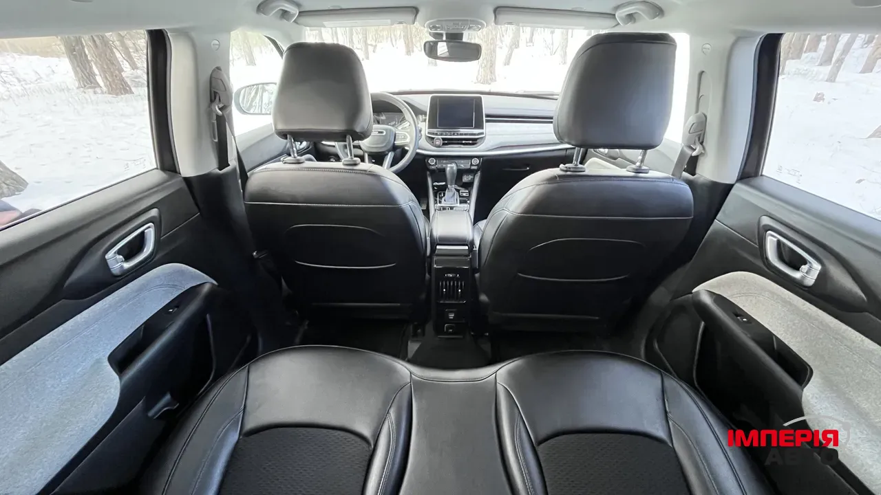 Jeep Compass - фото 9