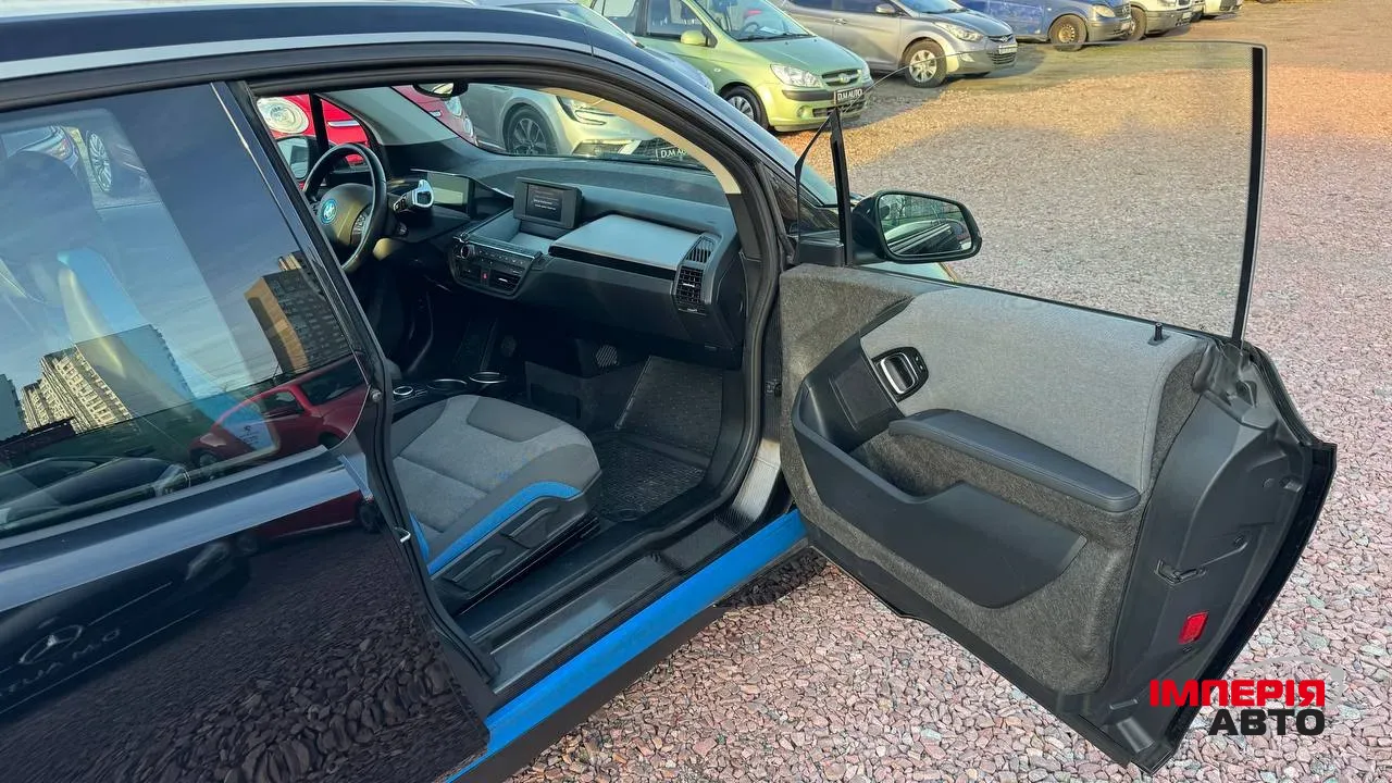 BMW i3 - фото 24