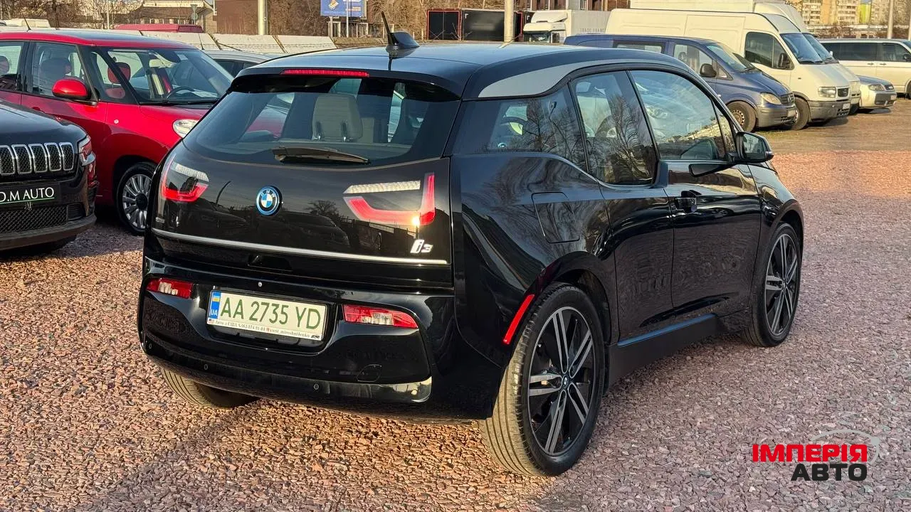BMW i3 - фото 7