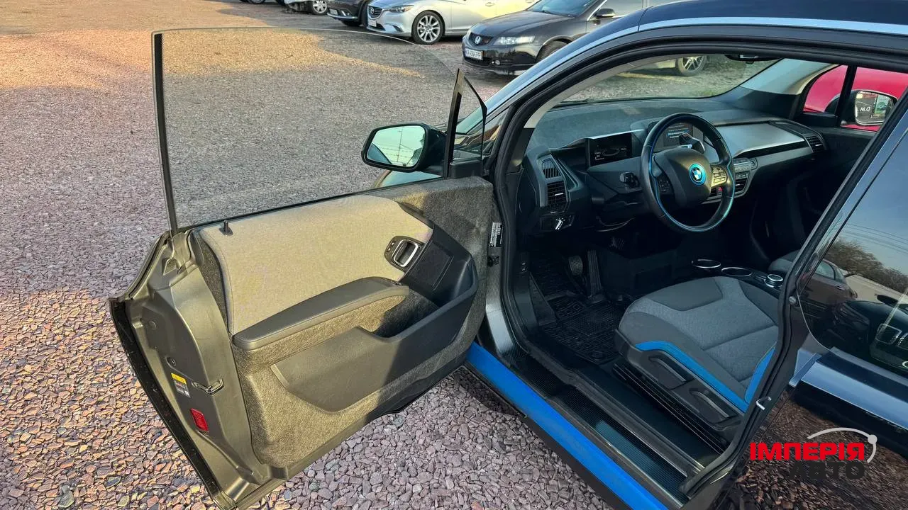BMW i3 - фото 13