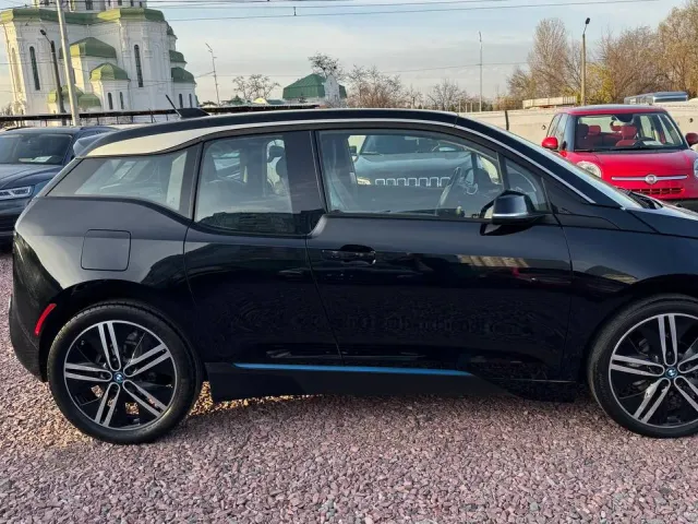 BMW i3 - фото 4