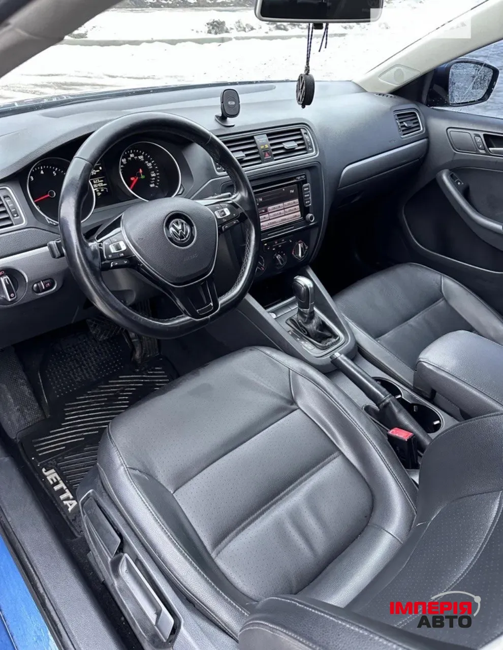 Volkswagen Jetta - фото 10