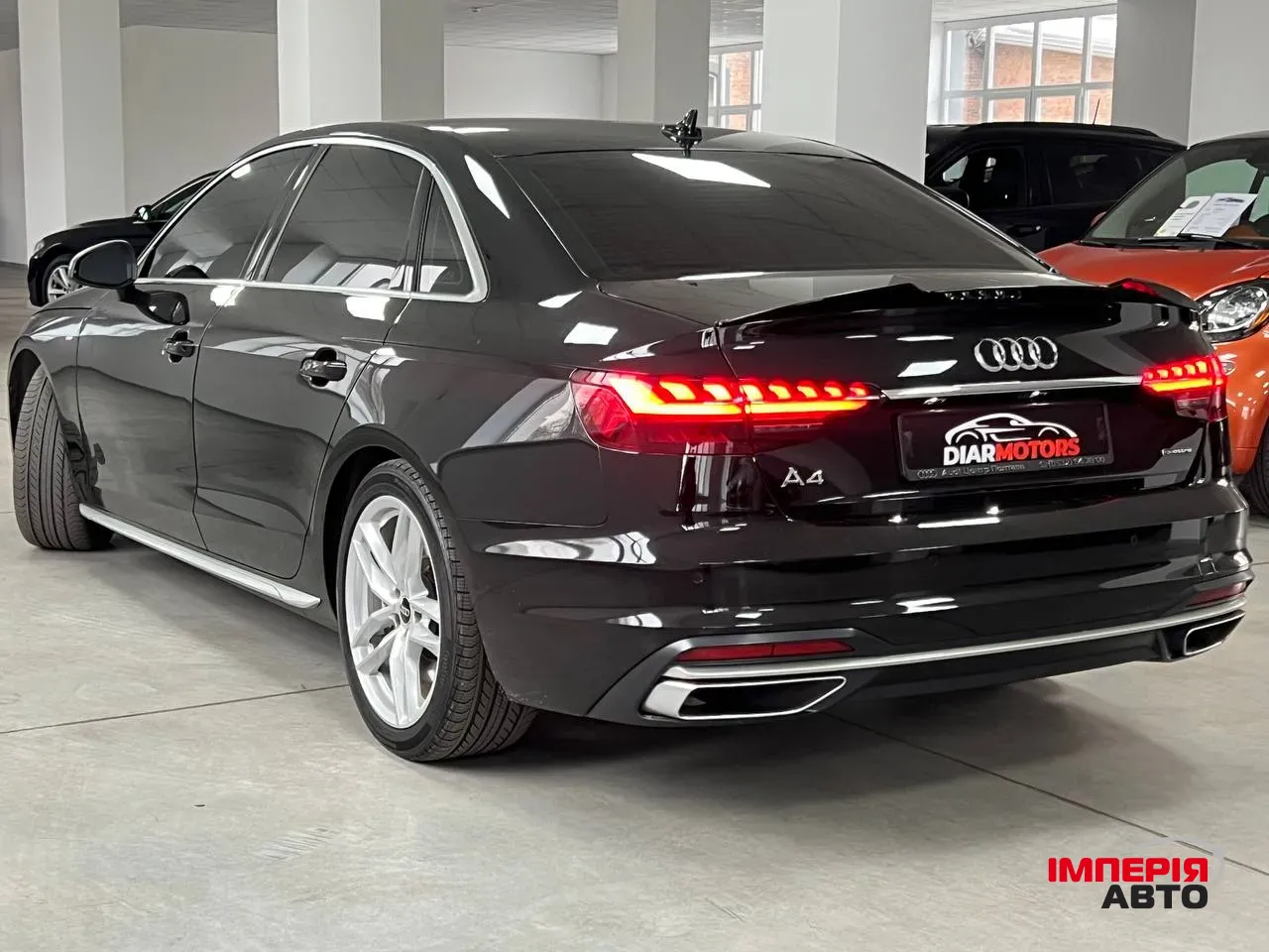 Audi A4 - фото 3