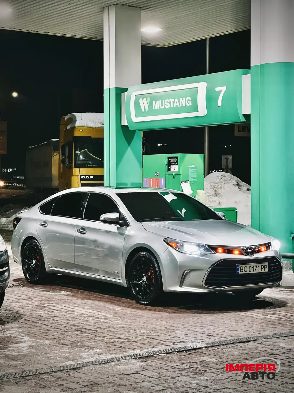 Toyota Avalon - фото 2