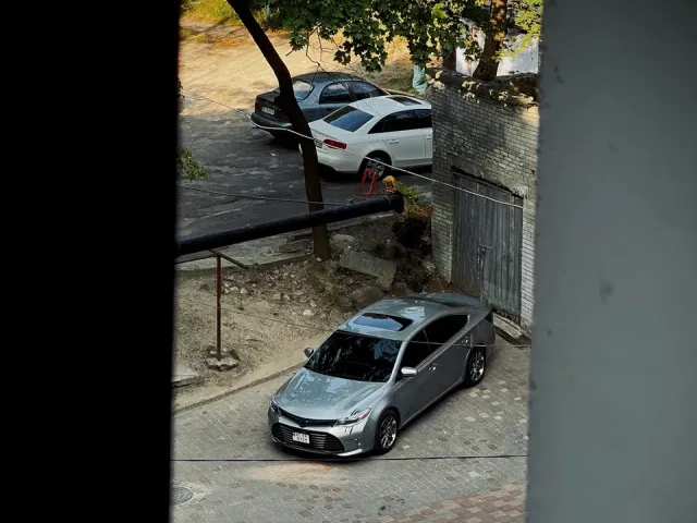 Toyota Avalon - фото 4