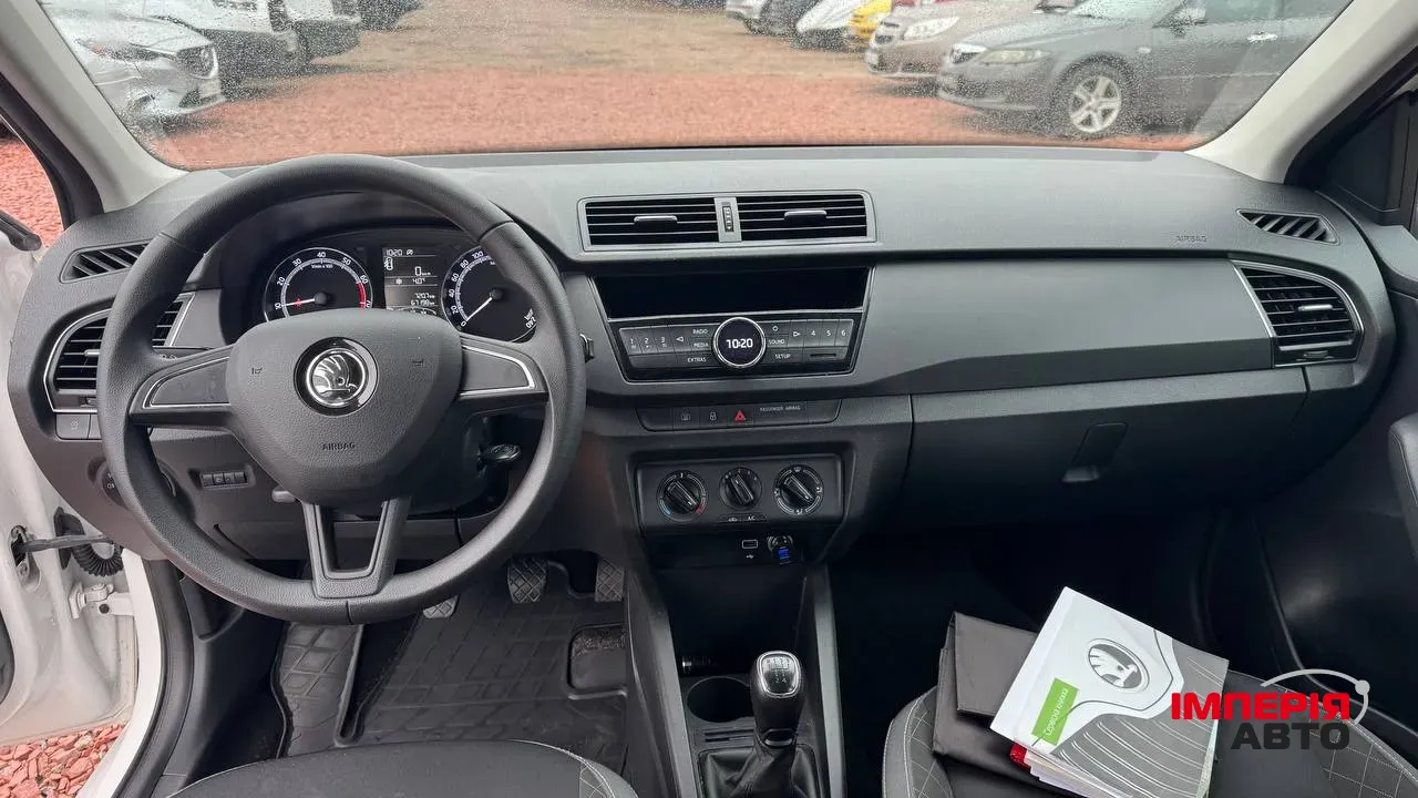 Skoda Fabia - фото 10