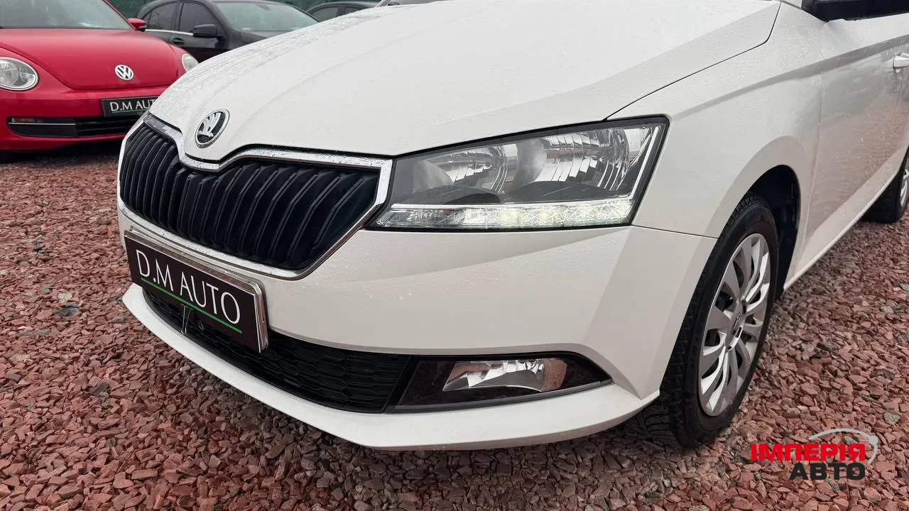 Skoda Fabia - фото 11