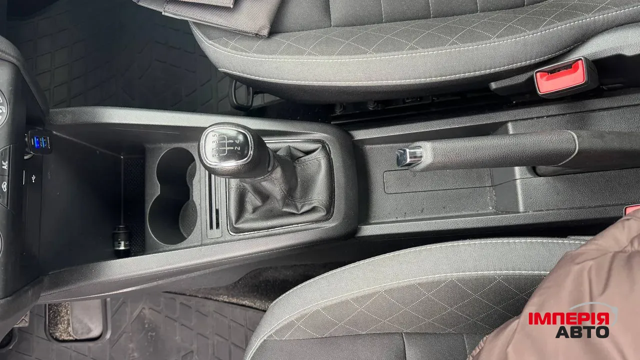 Skoda Fabia - фото 25