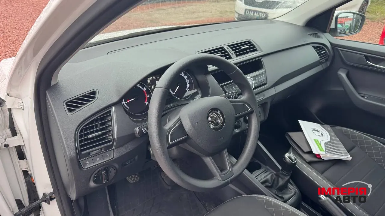Skoda Fabia - фото 17