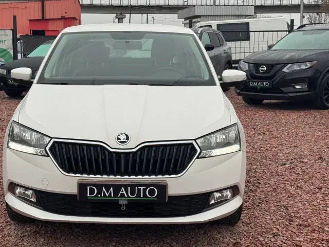 Skoda Fabia - фото 2