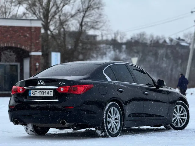 Infiniti Q50 - фото 3