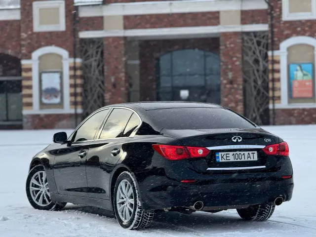 Infiniti Q50 - фото 4