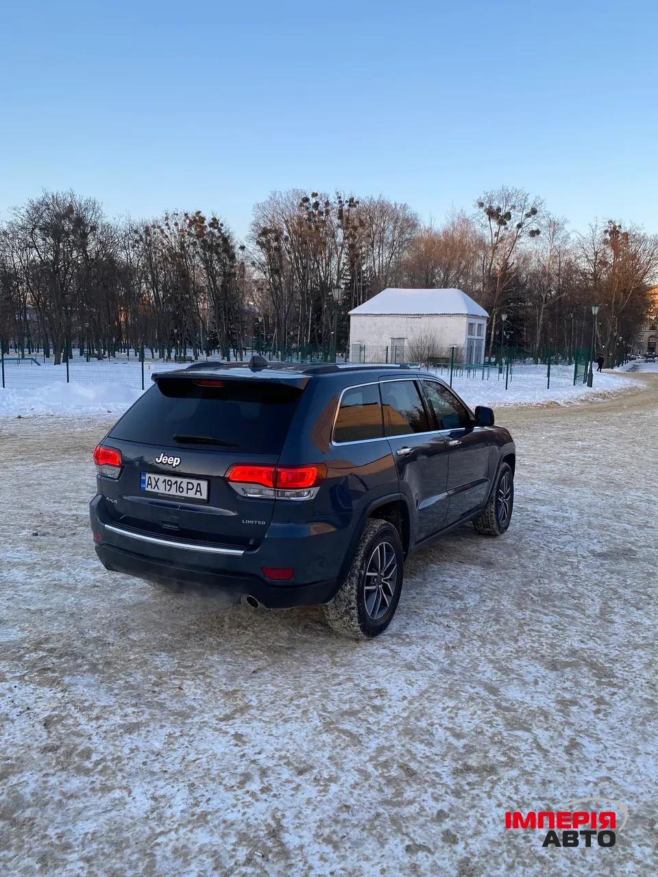 Jeep Grand Cherokee - фото 4