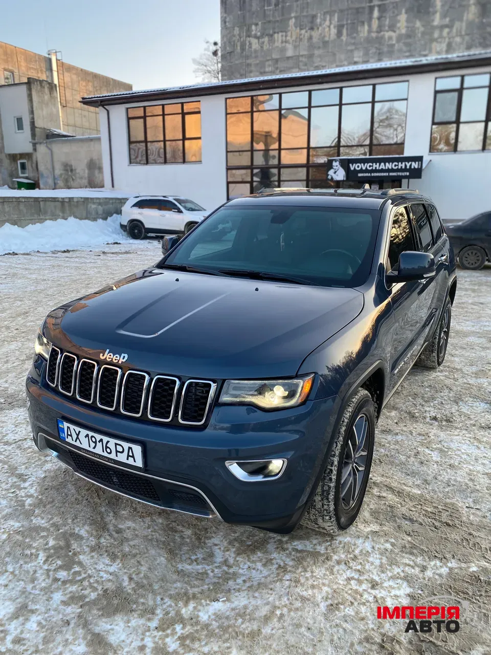 Jeep Grand Cherokee - фото 7