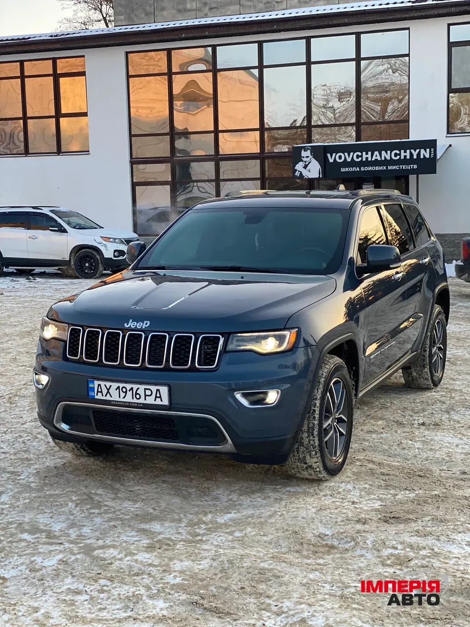 Jeep Grand Cherokee - фото 1