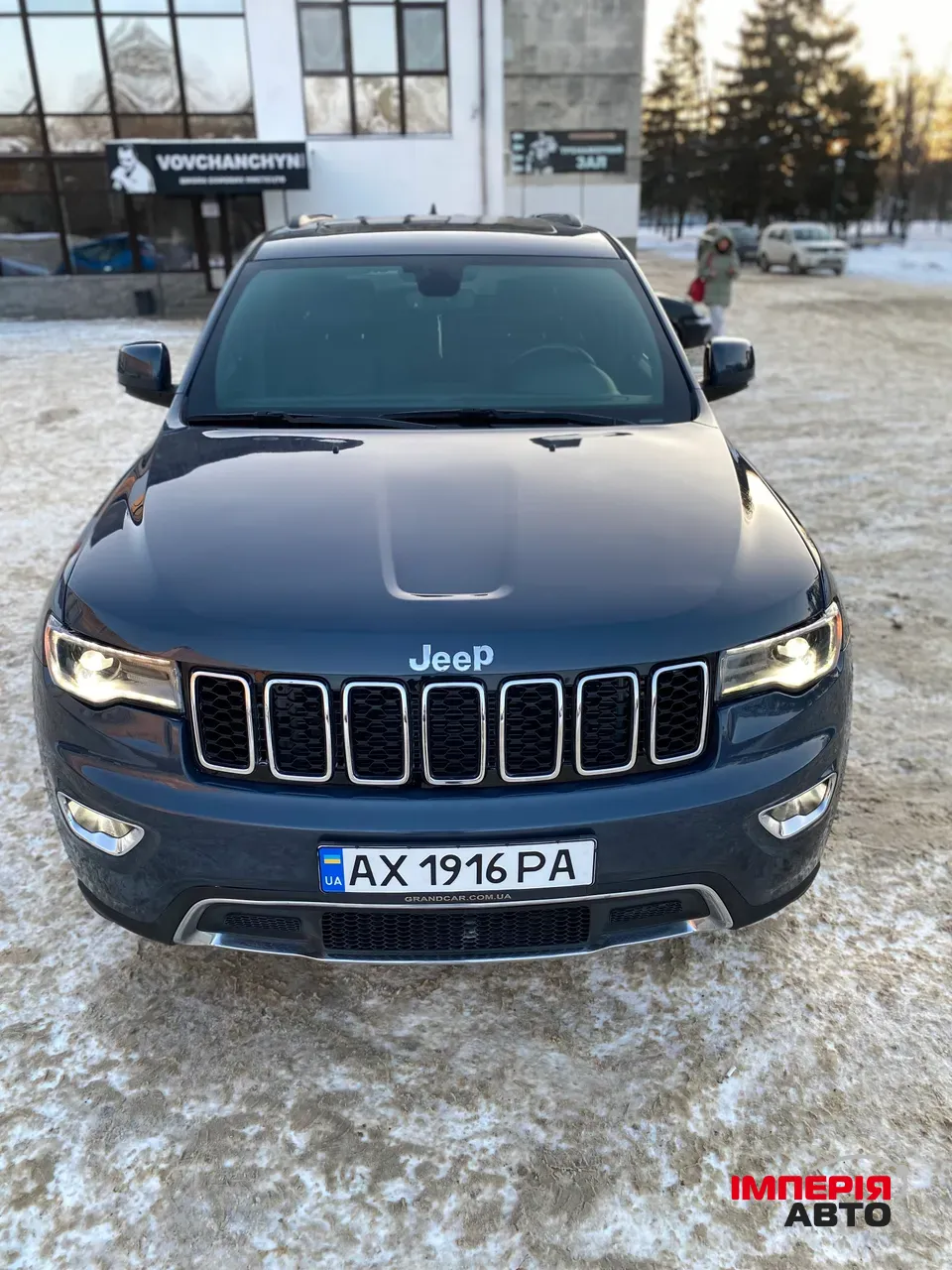 Jeep Grand Cherokee - фото 14