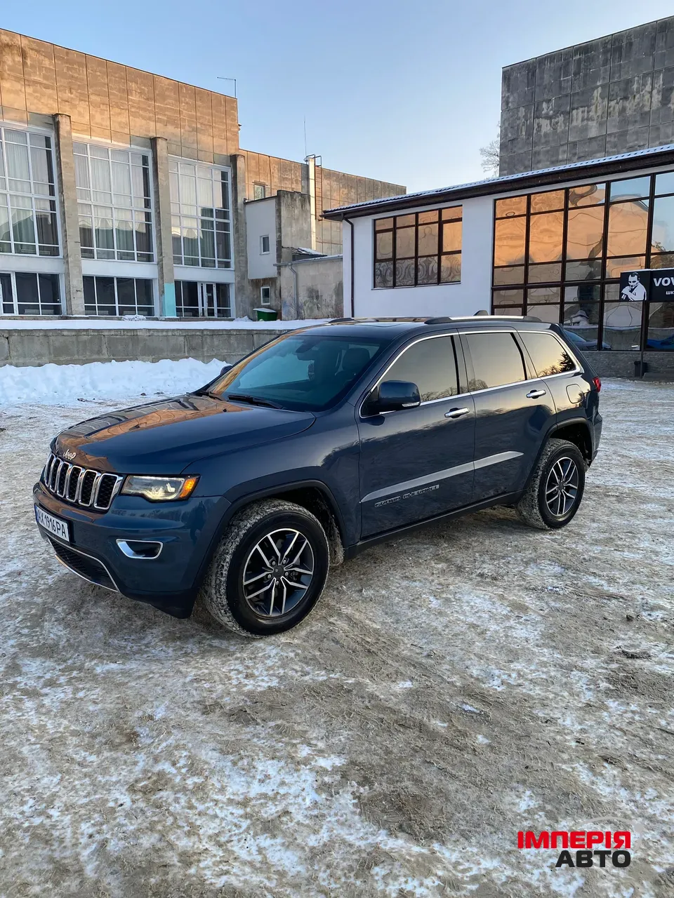 Jeep Grand Cherokee - фото 2