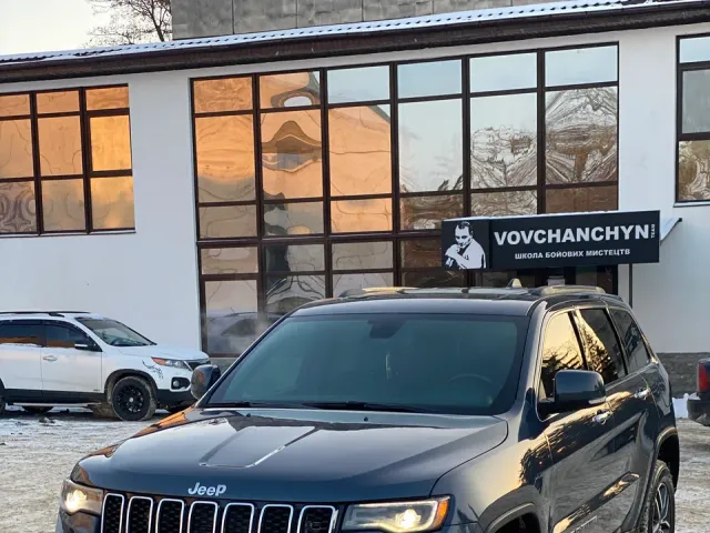 Jeep Grand Cherokee - фото 1