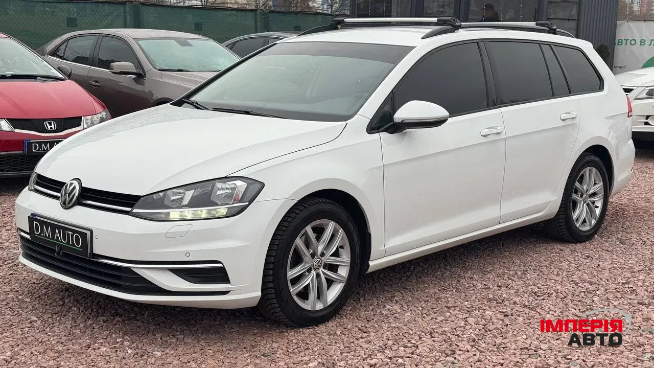 Volkswagen Golf - фото 1
