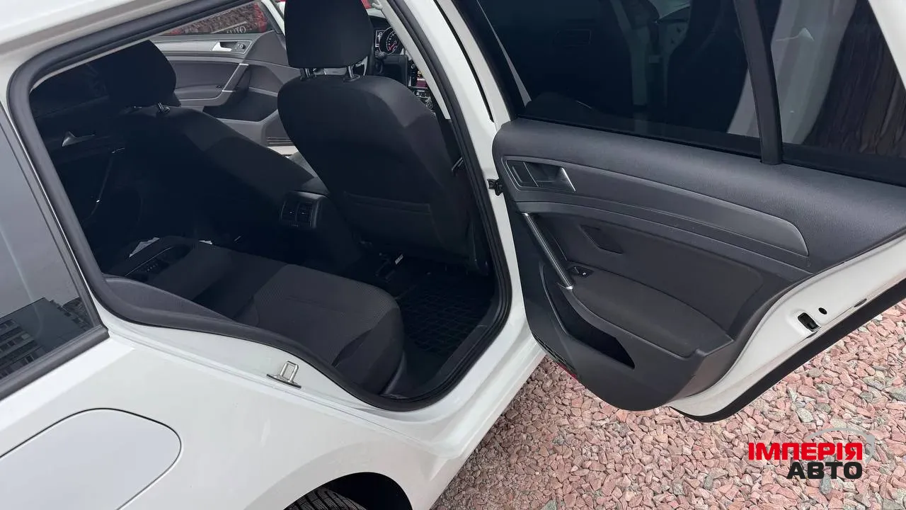 Volkswagen Golf - фото 32