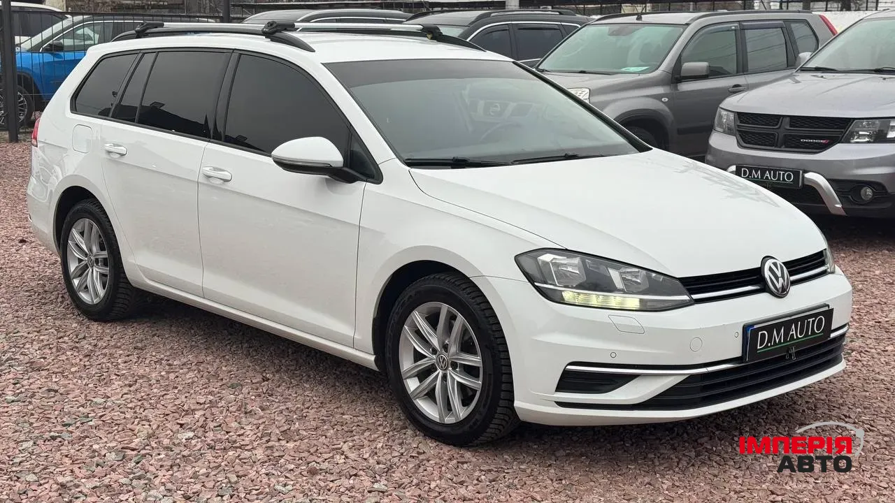 Volkswagen Golf - фото 4