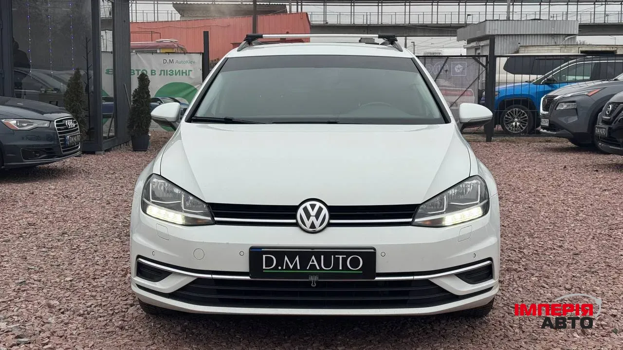 Volkswagen Golf - фото 2