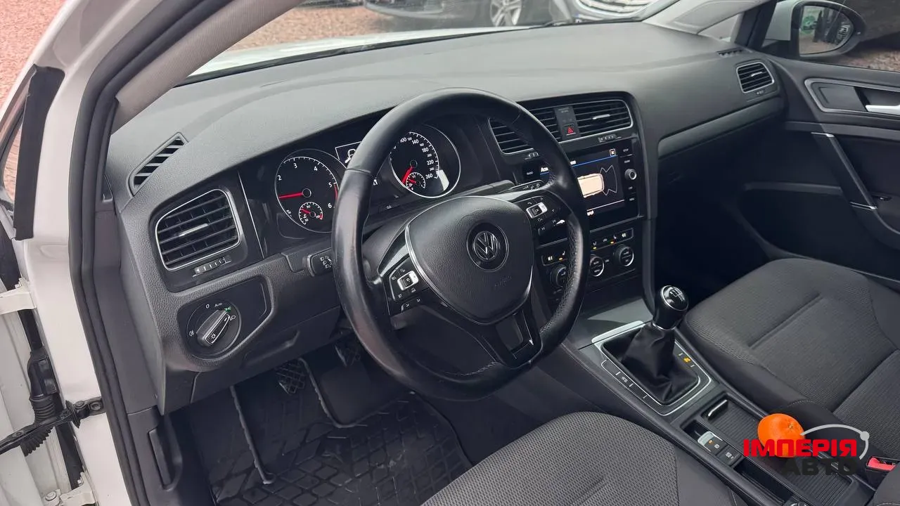 Volkswagen Golf - фото 15