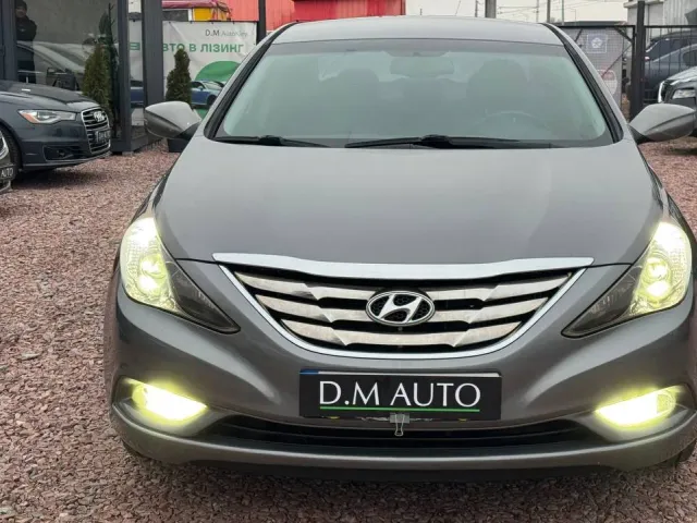 Hyundai Sonata - фото 2