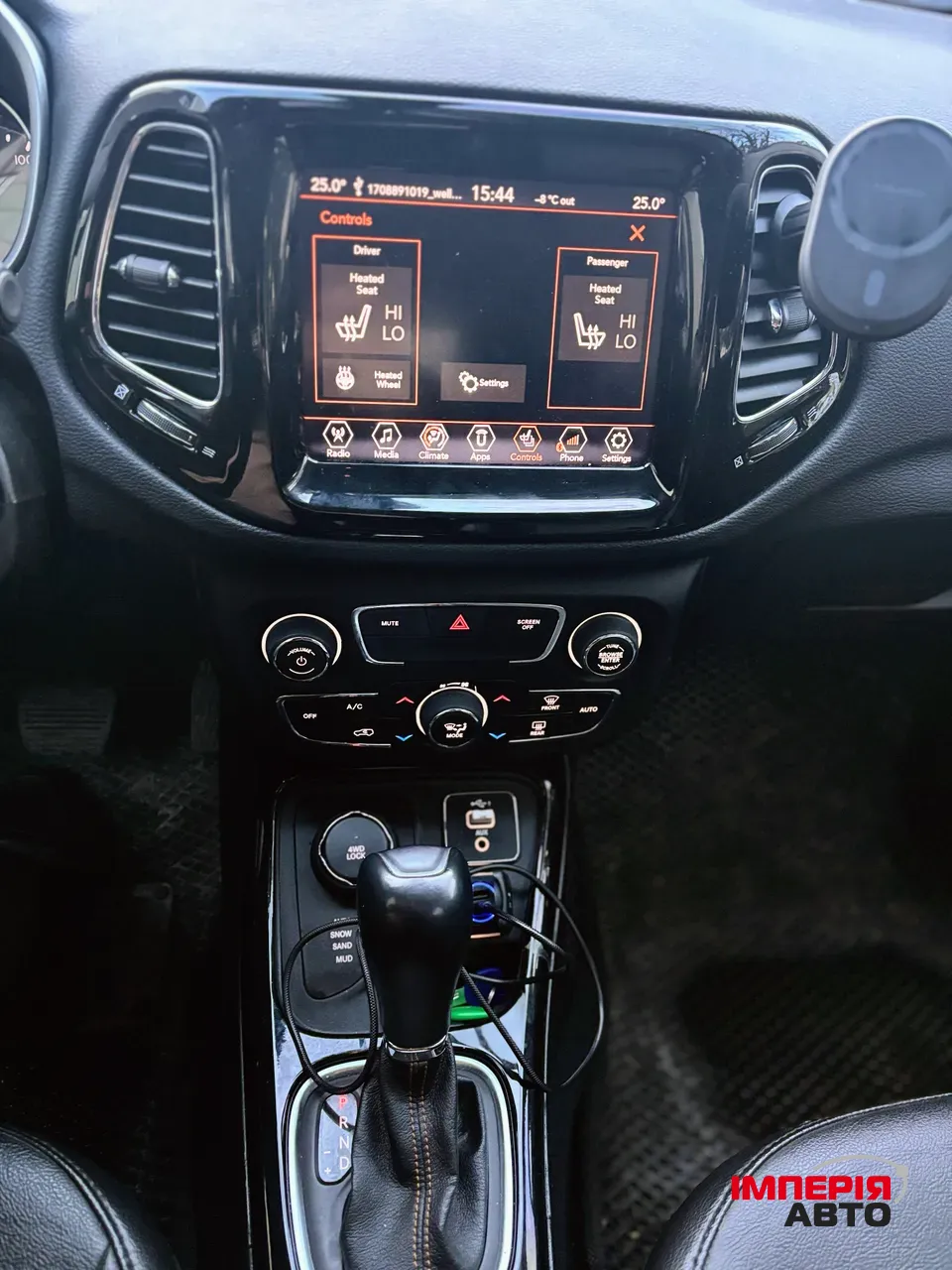 Jeep Compass - фото 10